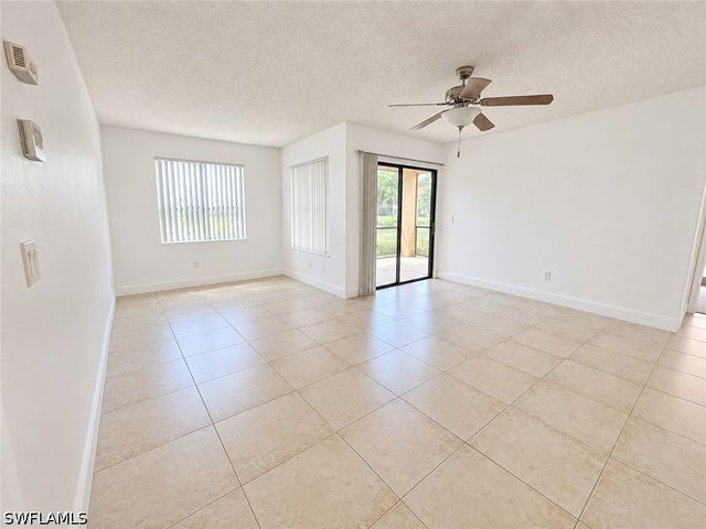 2070 Arbour Walk CIR 3214, Naples, FL 34109