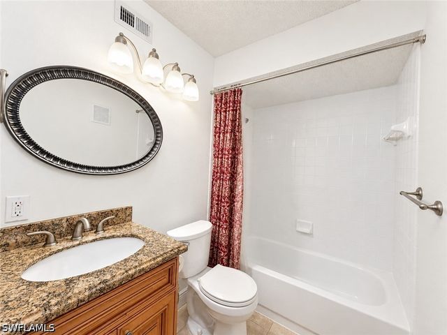 2070 Arbour Walk CIR 3214, Naples, FL 34109