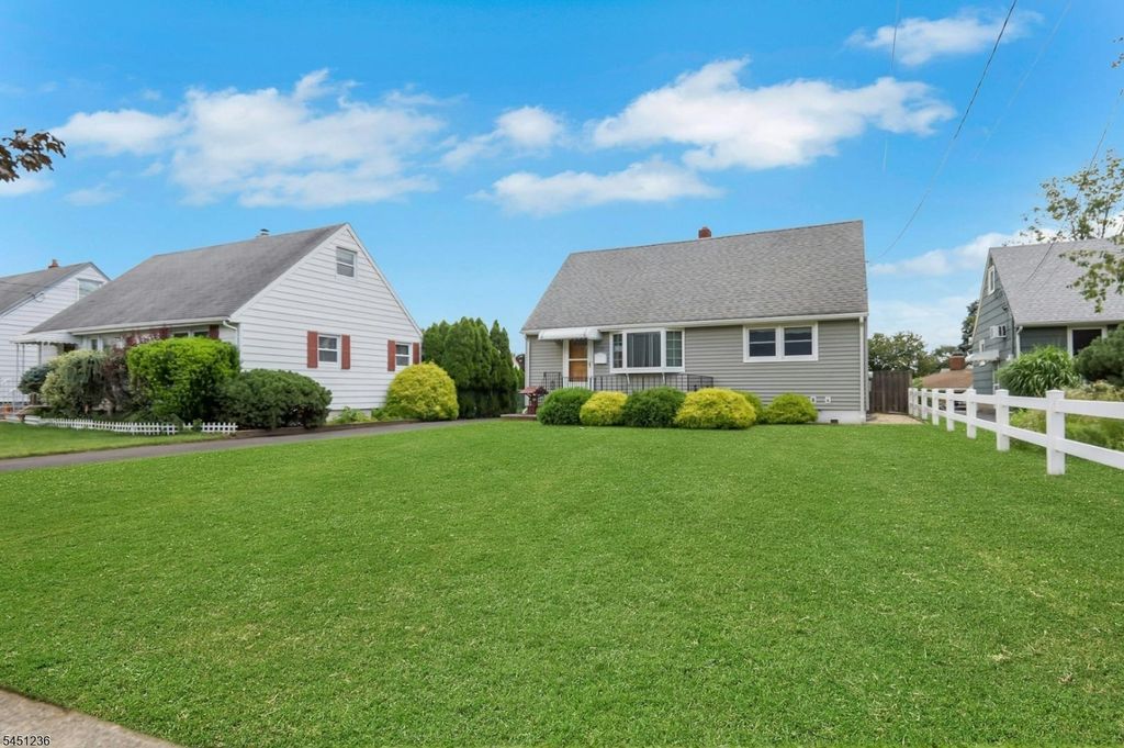 77 High, Clifton City, NJ 07014 — photo 2