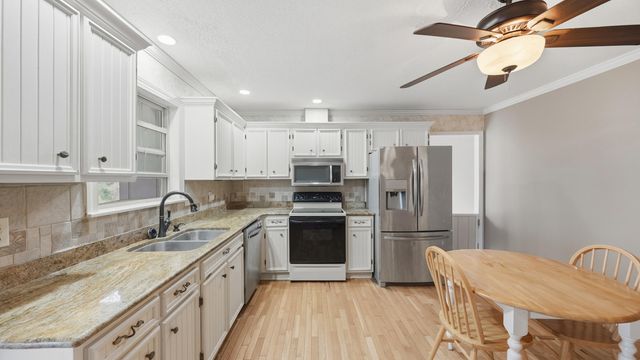 6424 Ridge Lake Road, Hixson, TN 37343