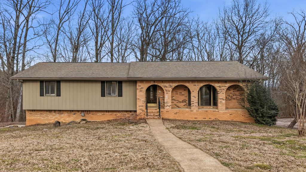 6424 Ridge Lake Road, Hixson, TN 37343