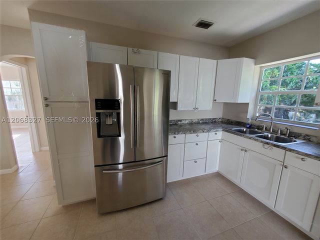 70 NW 33rd St, Miami, FL 33127