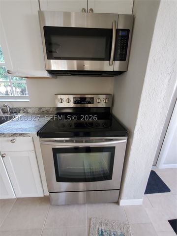 70 NW 33rd St, Miami, FL 33127
