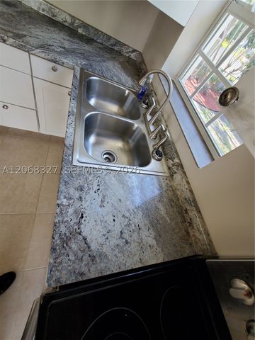 70 NW 33rd St, Miami, FL 33127