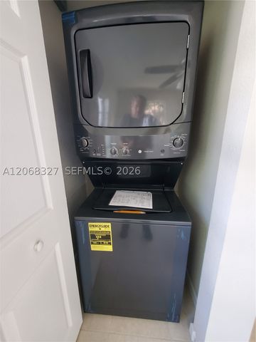 70 NW 33rd St, Miami, FL 33127