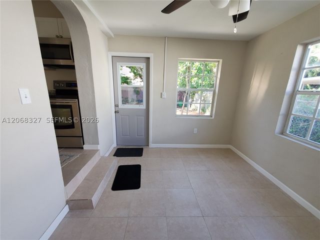 70 NW 33rd St, Miami, FL 33127