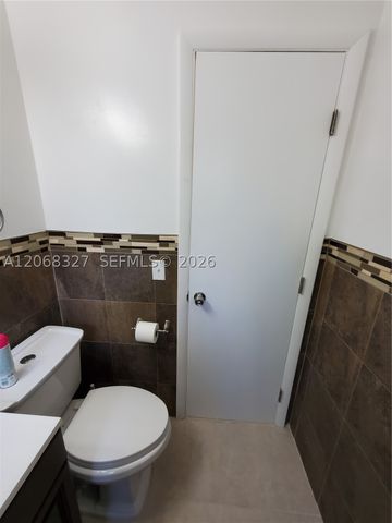 70 NW 33rd St, Miami, FL 33127