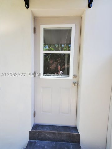 70 NW 33rd St, Miami, FL 33127