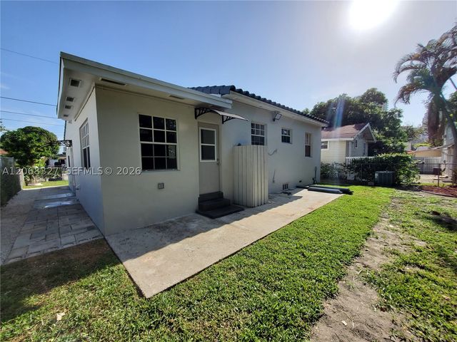 70 NW 33rd St, Miami, FL 33127