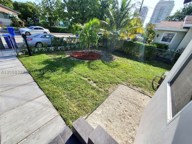 70 NW 33rd St, Miami, FL 33127