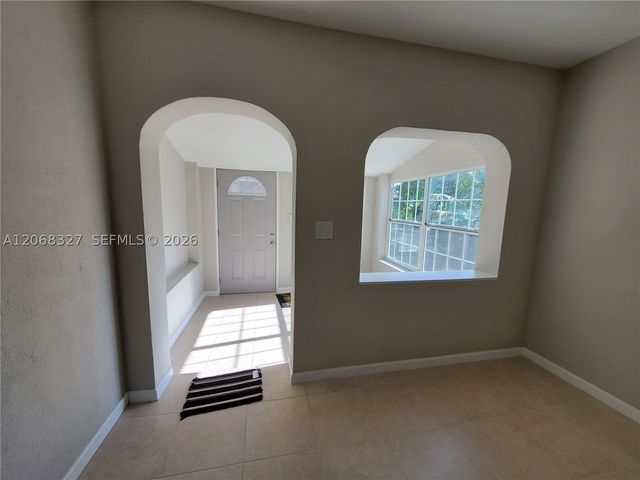70 NW 33rd St, Miami, FL 33127