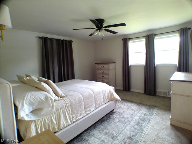 338 Mansell Drive, Liberty, OH 44505