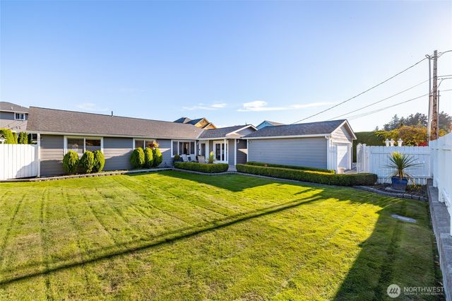 733 Maple Avenue, La Conner, WA 98257