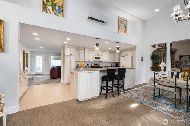 733 Maple Avenue, La Conner, WA 98257