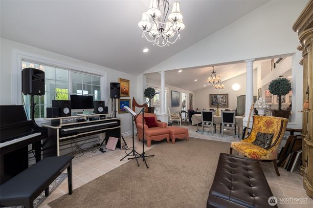 733 Maple Avenue, La Conner, WA 98257