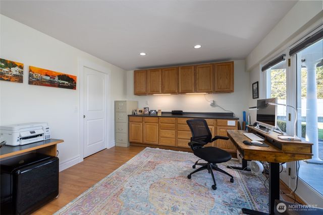 733 Maple Avenue, La Conner, WA 98257