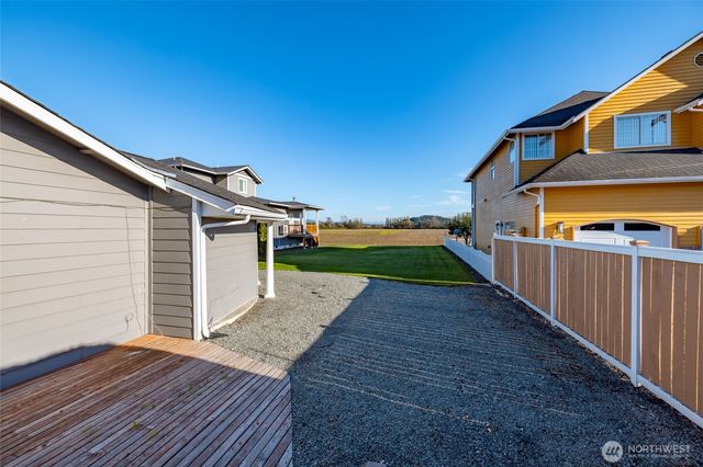 733 Maple Avenue, La Conner, WA 98257