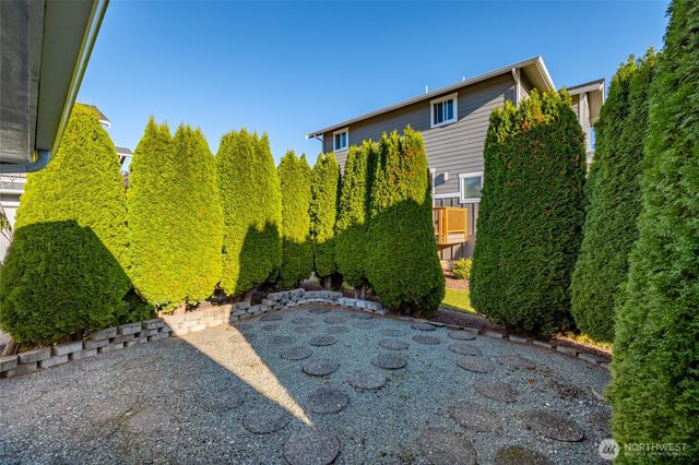 733 Maple Avenue, La Conner, WA 98257