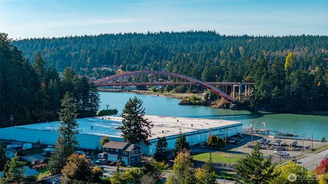 733 Maple Avenue, La Conner, WA 98257