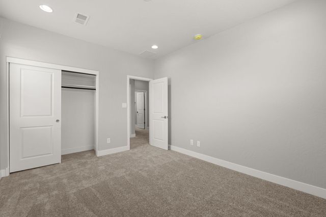 4421 George Loop NE, Rio Rancho, NM 87144