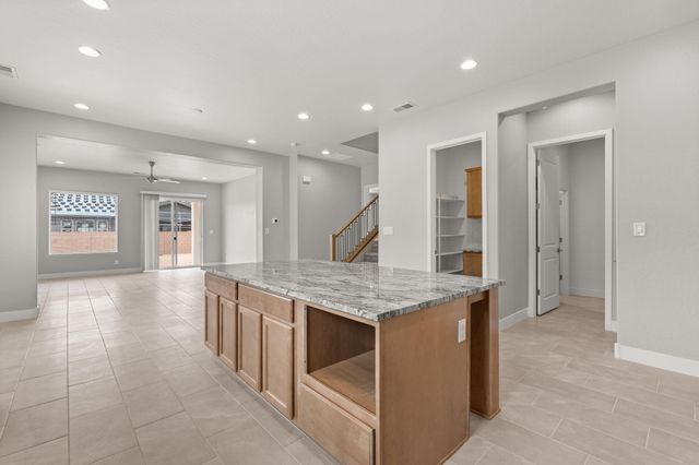 4421 George Loop NE, Rio Rancho, NM 87144