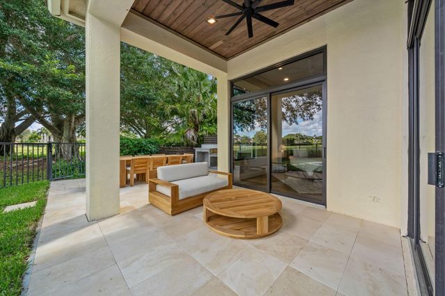 2658 Players Court, Wellington, FL 33414