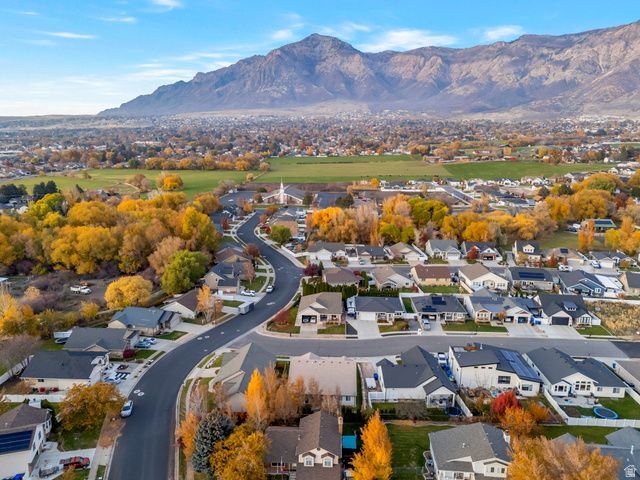 785 E 1975 N, North Ogden, UT 84414