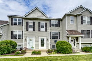 1754 Fieldstone Drive N, Shorewood, IL 60404