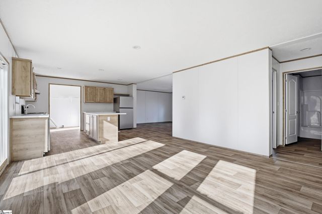 112 Kinston Drive, Easley, SC 29640