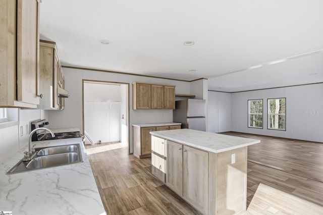 112 Kinston Drive, Easley, SC 29640