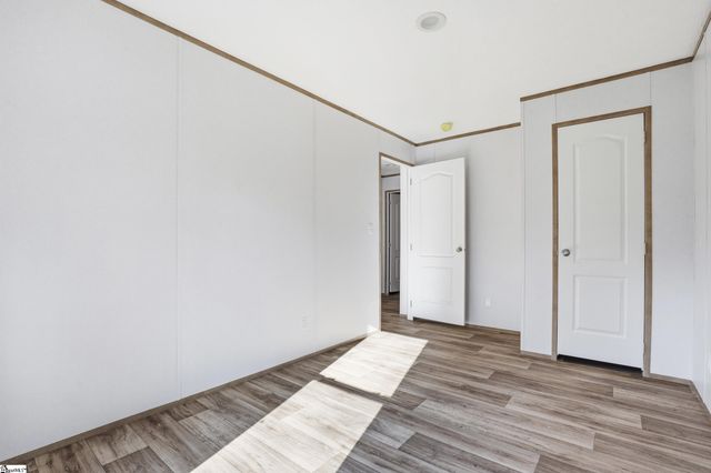 112 Kinston Drive, Easley, SC 29640