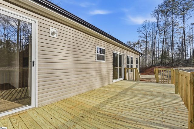 112 Kinston Drive, Easley, SC 29640