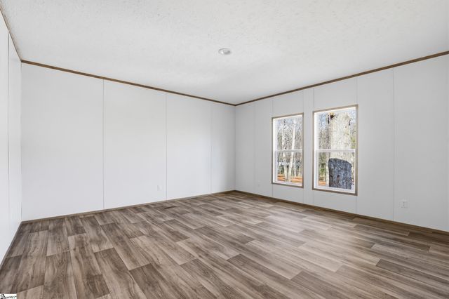 112 Kinston Drive, Easley, SC 29640