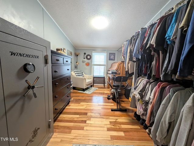 4887 The Lake Road, Clintwood, VA 24228