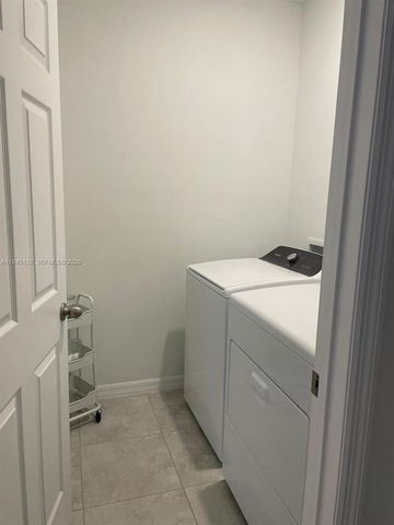 3829 GIORGIO, Winter Haven, FL 33884