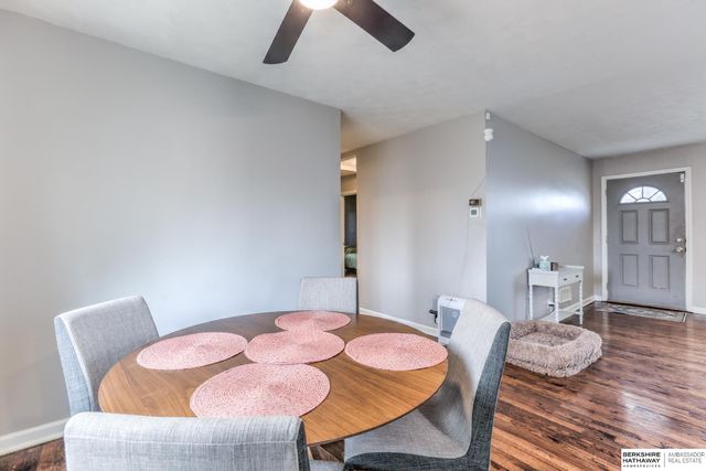 2007 N 71 Street, Omaha, NE 68104