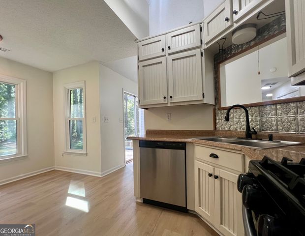 37 Jeb Stuart Drive, Newnan, GA 30265