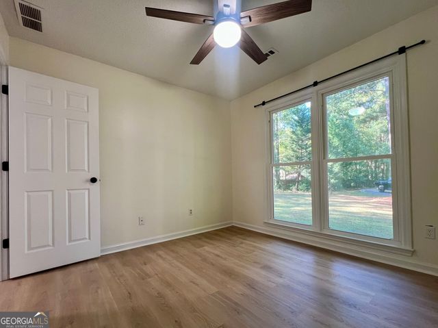 37 Jeb Stuart Drive, Newnan, GA 30265
