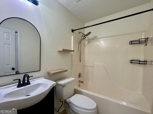 37 Jeb Stuart Drive, Newnan, GA 30265
