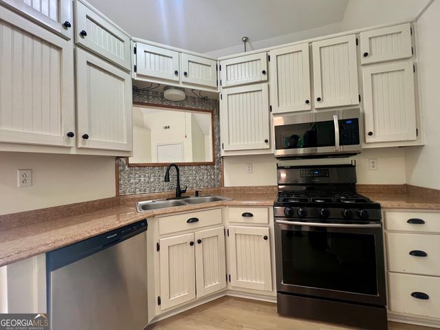 37 Jeb Stuart Drive, Newnan, GA 30265