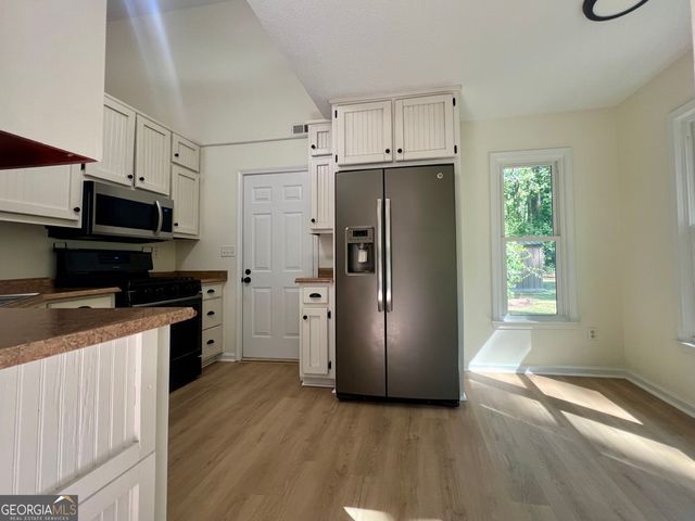 37 Jeb Stuart Drive, Newnan, GA 30265