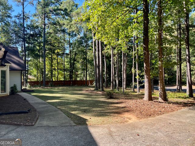 37 Jeb Stuart Drive, Newnan, GA 30265