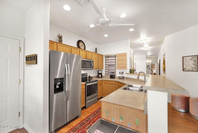 868 E Savannah Drive, Chandler, AZ 85225