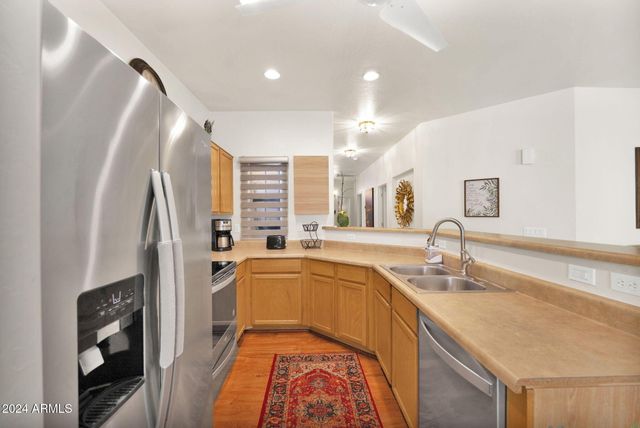 868 E Savannah Drive, Chandler, AZ 85225