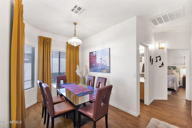 868 E Savannah Drive, Chandler, AZ 85225