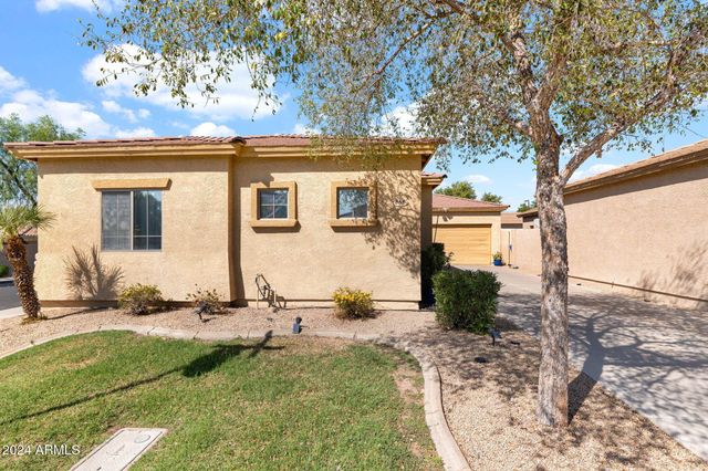 868 E Savannah Drive, Chandler, AZ 85225