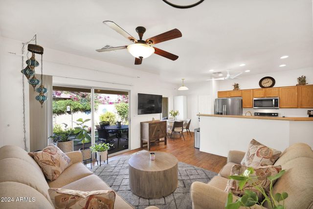 868 E Savannah Drive, Chandler, AZ 85225
