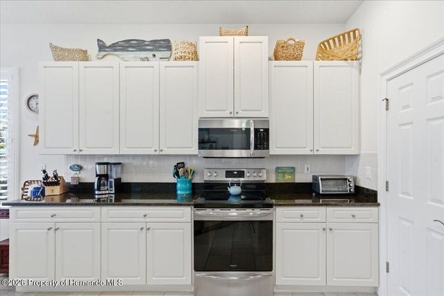 9001 Cypress Glen Court, Weeki Wachee, FL 34613