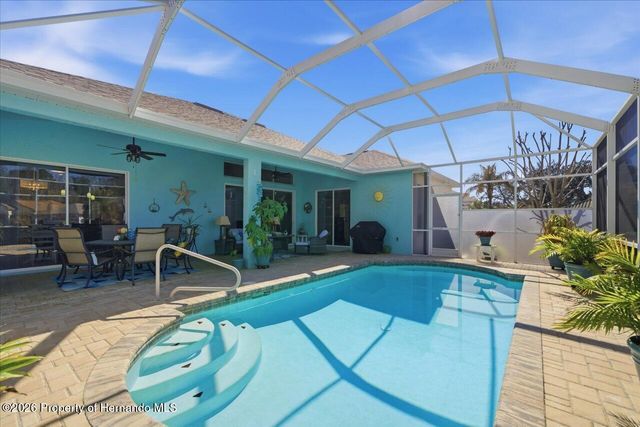 9001 Cypress Glen Court, Weeki Wachee, FL 34613