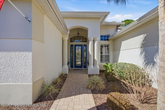 9001 Cypress Glen Court, Weeki Wachee, FL 34613